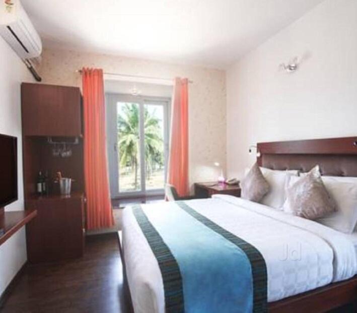 Avi Fortune Suites - Near Bangalore International Airport Zewnętrze zdjęcie