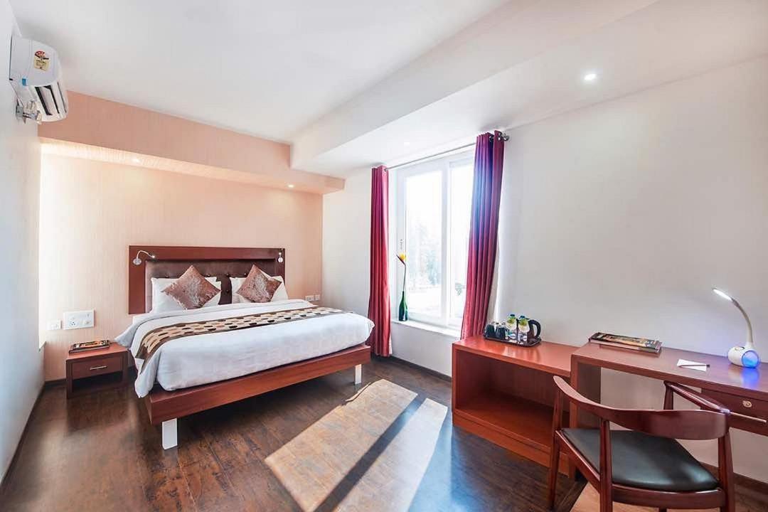 Avi Fortune Suites - Near Bangalore International Airport Zewnętrze zdjęcie