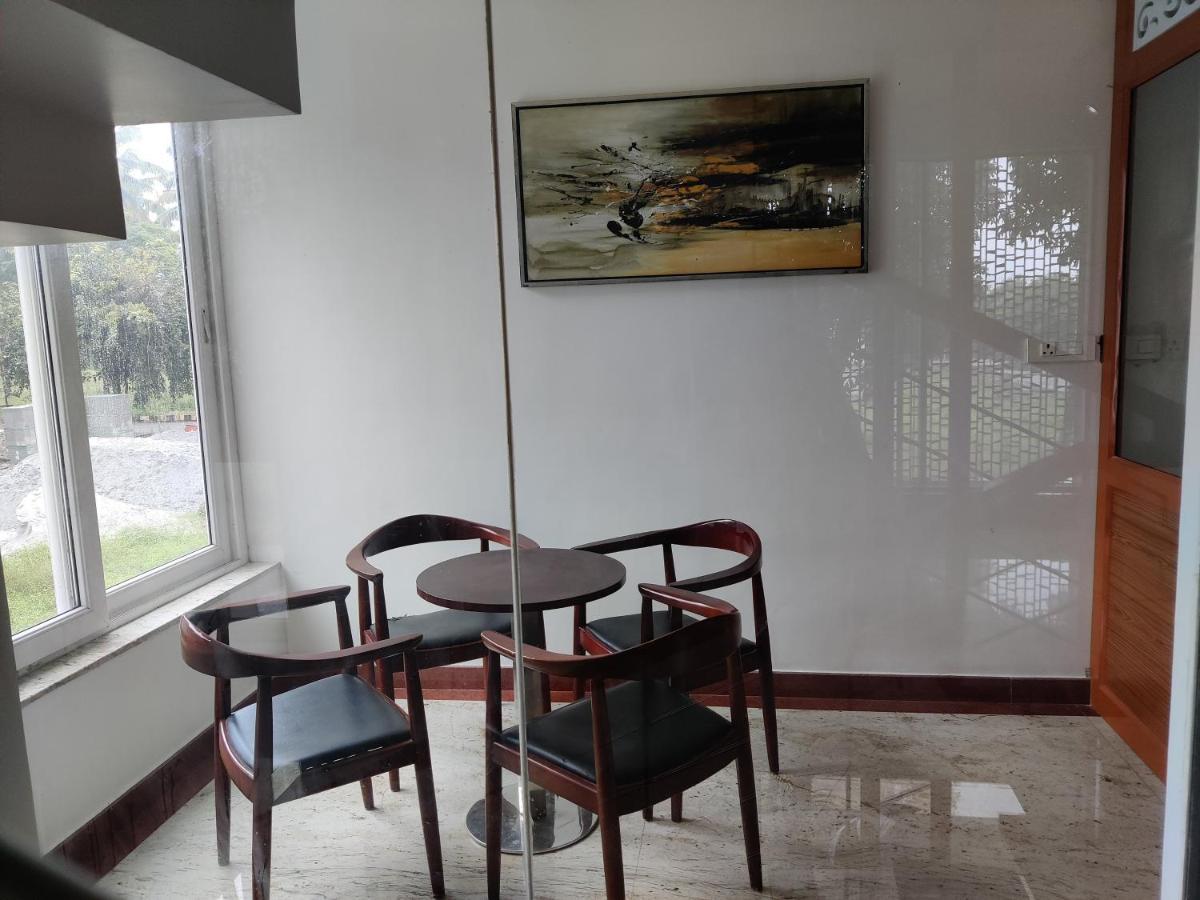 Avi Fortune Suites - Near Bangalore International Airport Zewnętrze zdjęcie